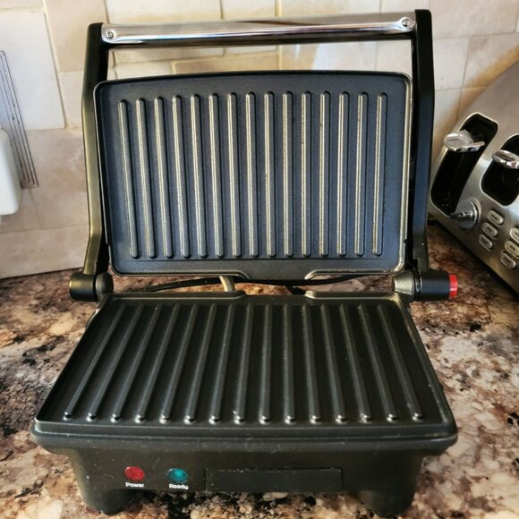 Chefman Electric Panini Press Grill and Gourmet Sandwich Maker - Picture 3 of 5